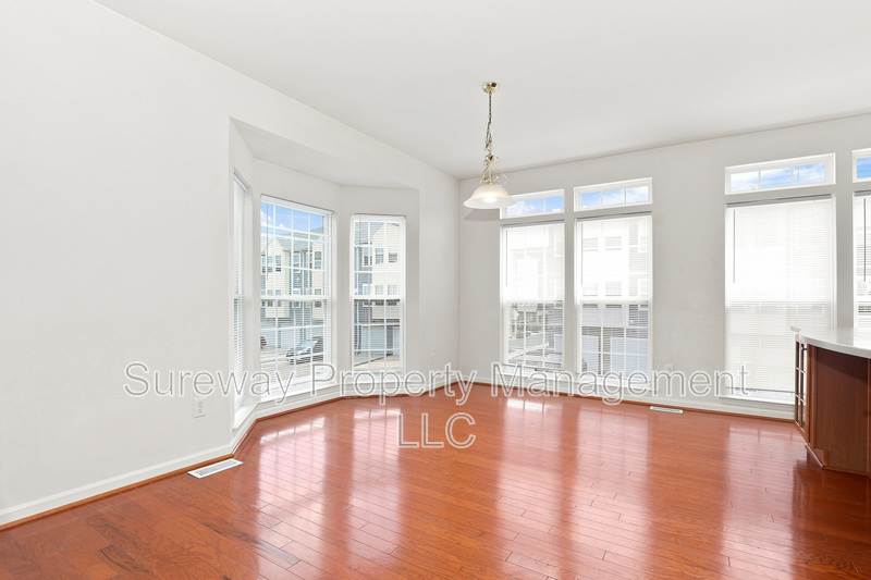 7 Swan Court – photo 3