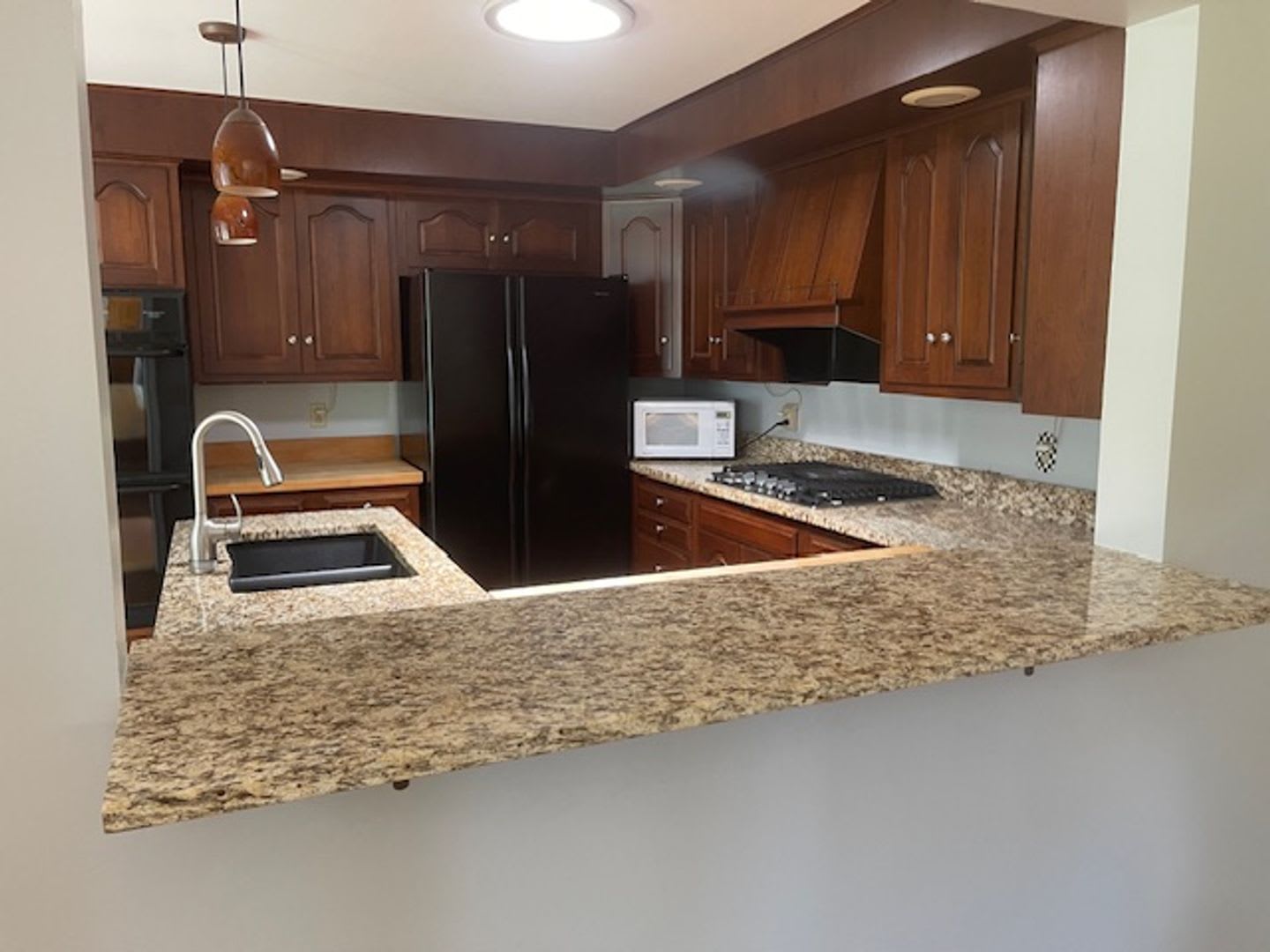 3 Bedroom / 1.5 Bath Home – photo 4