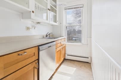 351 Child Street – photo 3
