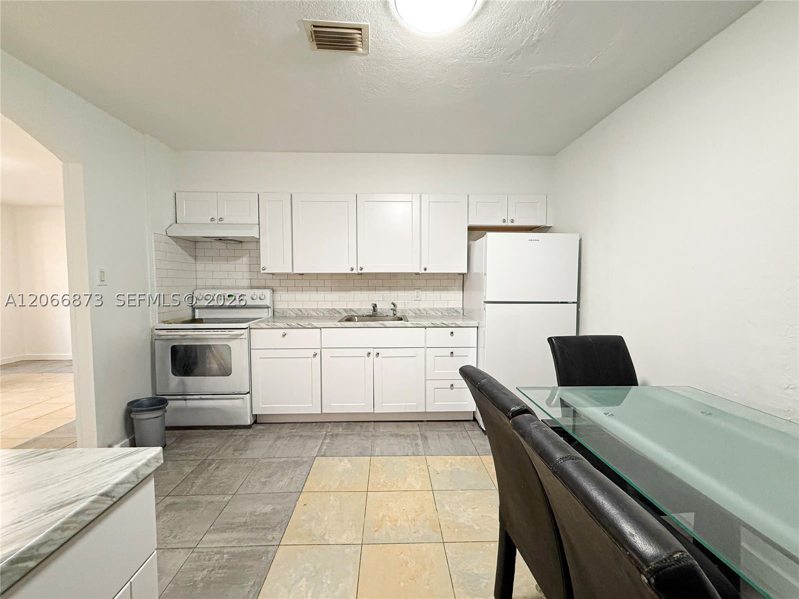 7110 Custer St – photo 3