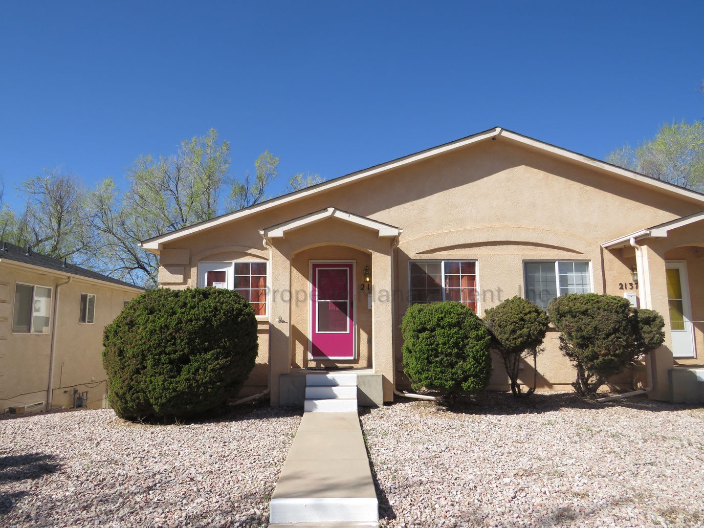 Charming 3 Bedroom Unit in Old Colorado City – photo 1