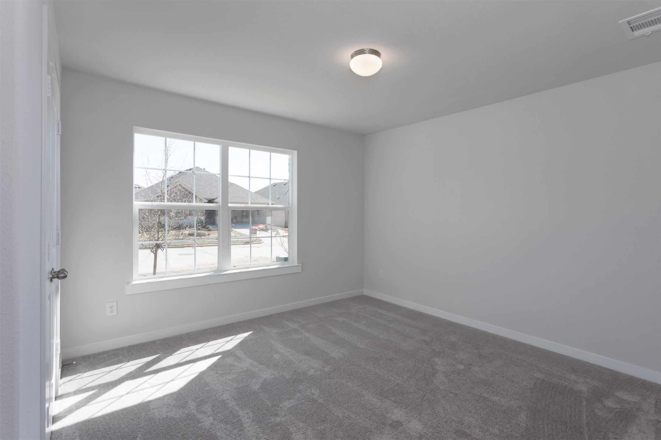 512 Pepperbark Avenue – photo 4
