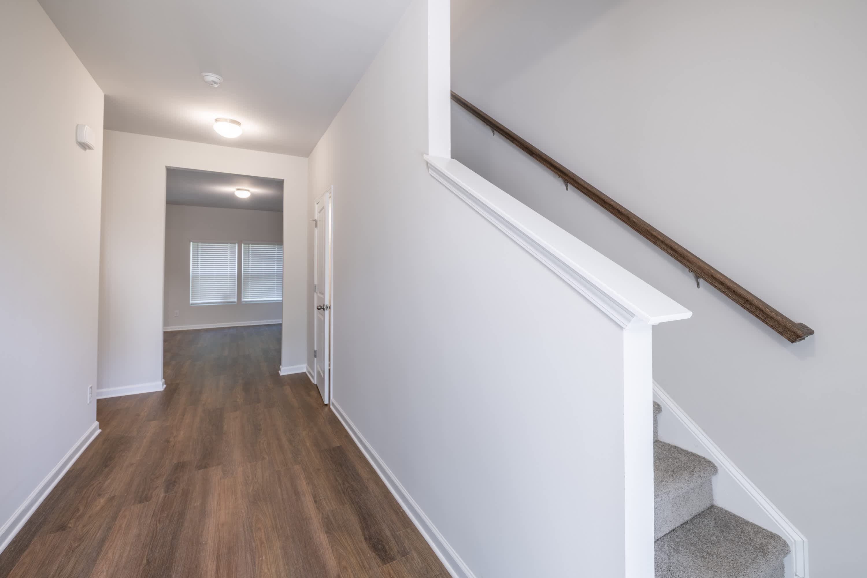 142 South Bell Avenue – photo 4