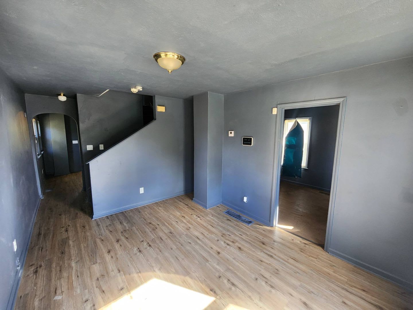 Charming 3 Bedroom Property In Prime Location – photo 2