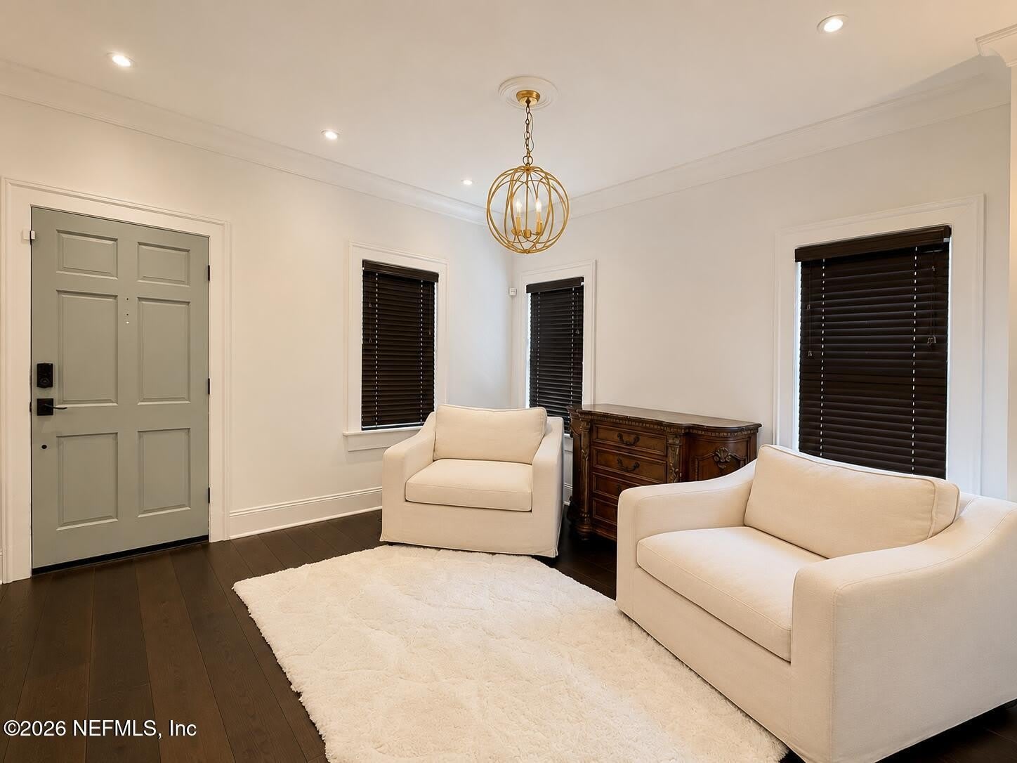 1544 N LAURA Street – photo 3