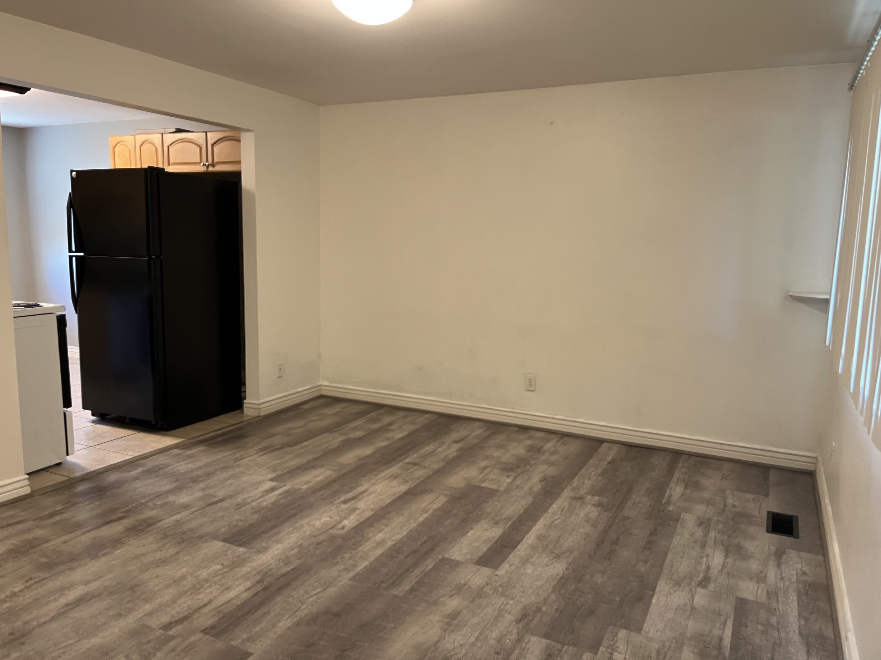 587/589 East 55 North – photo 5
