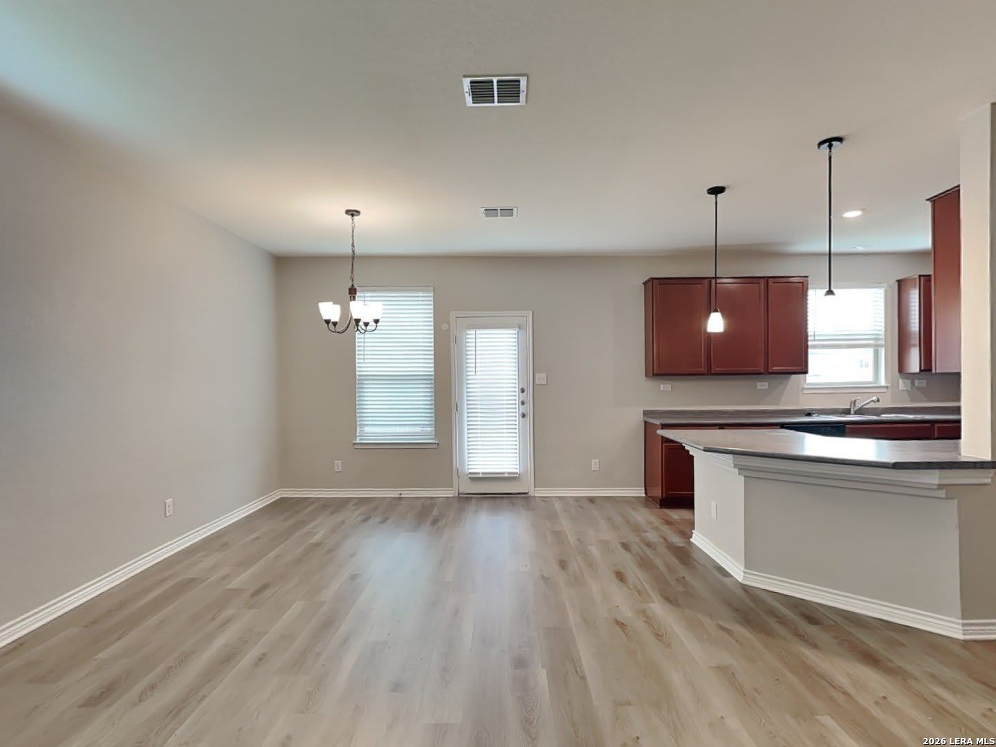 2631 Green Leaf – photo 3
