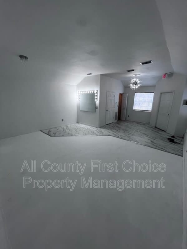 126 3Rd Ave N – photo 4