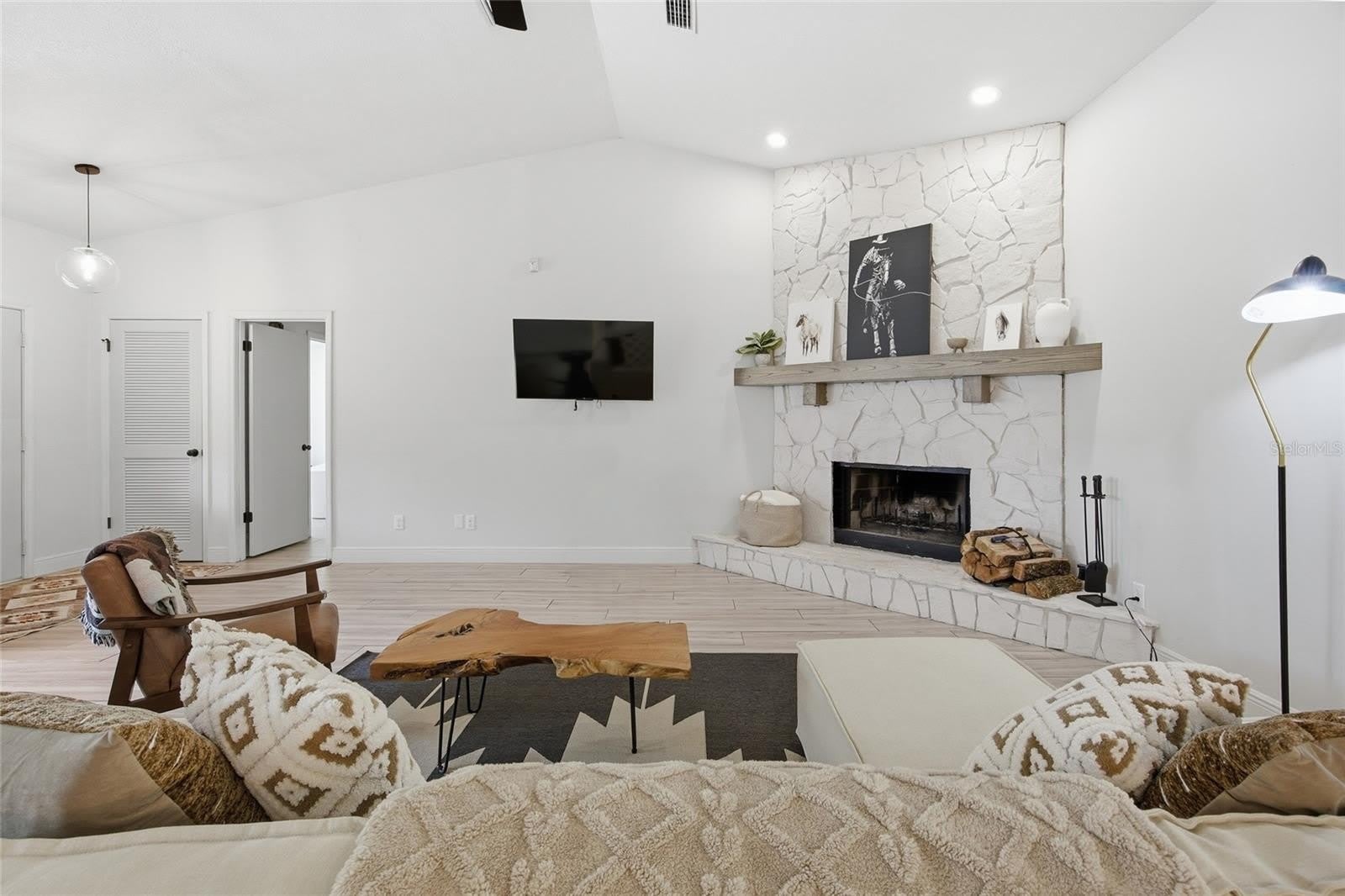 8274 NW 47TH Street – photo 5