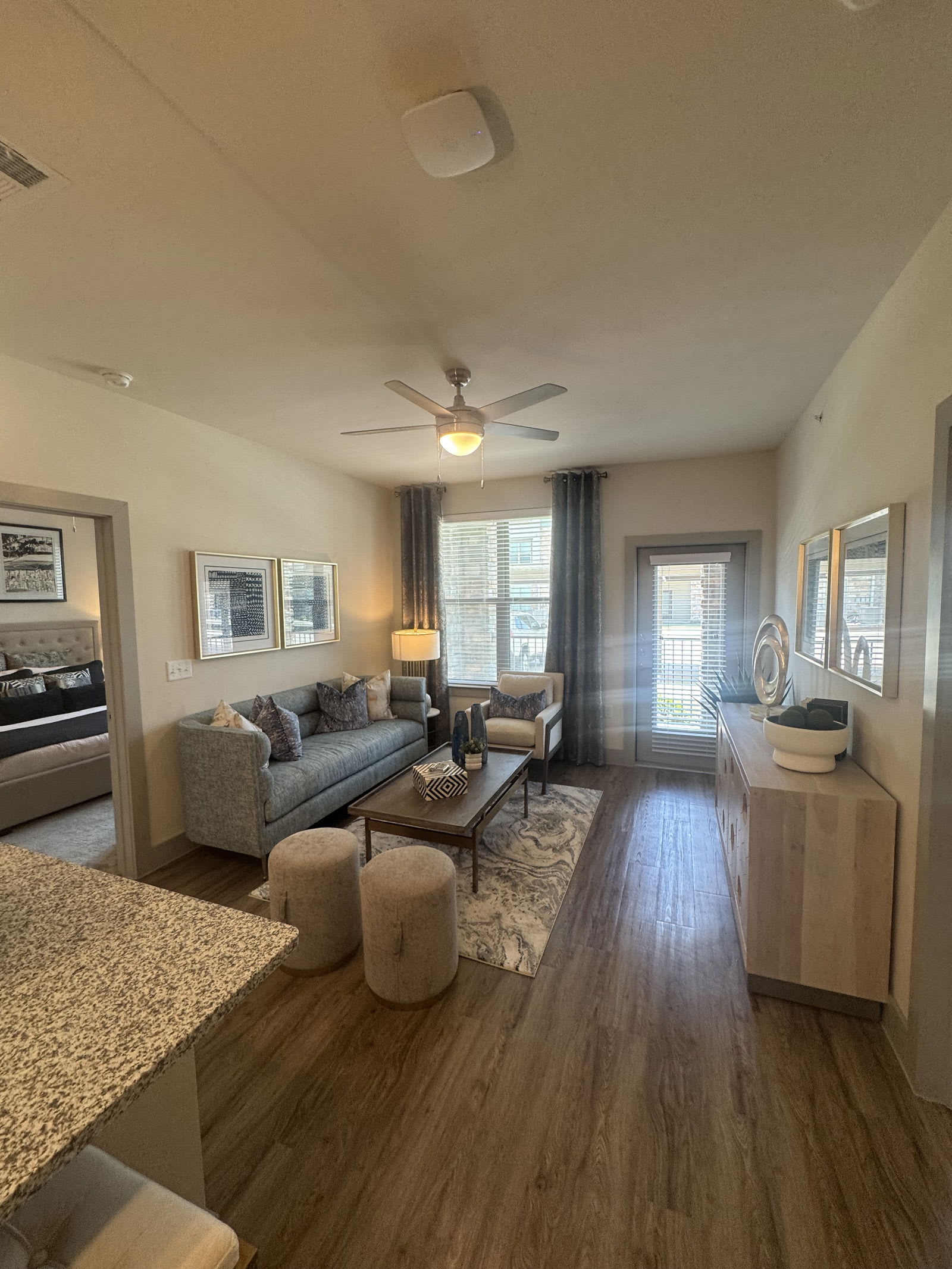 401 East Finley Boulevard – photo 3