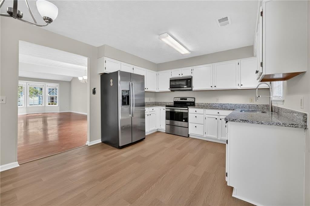 12110 Greenmont Walk – photo 5