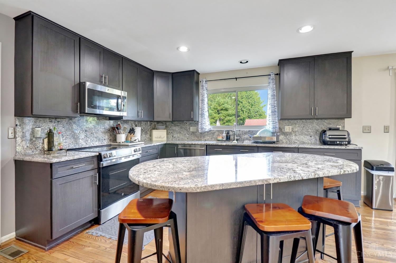 7952 Kennesaw Drive – photo 3