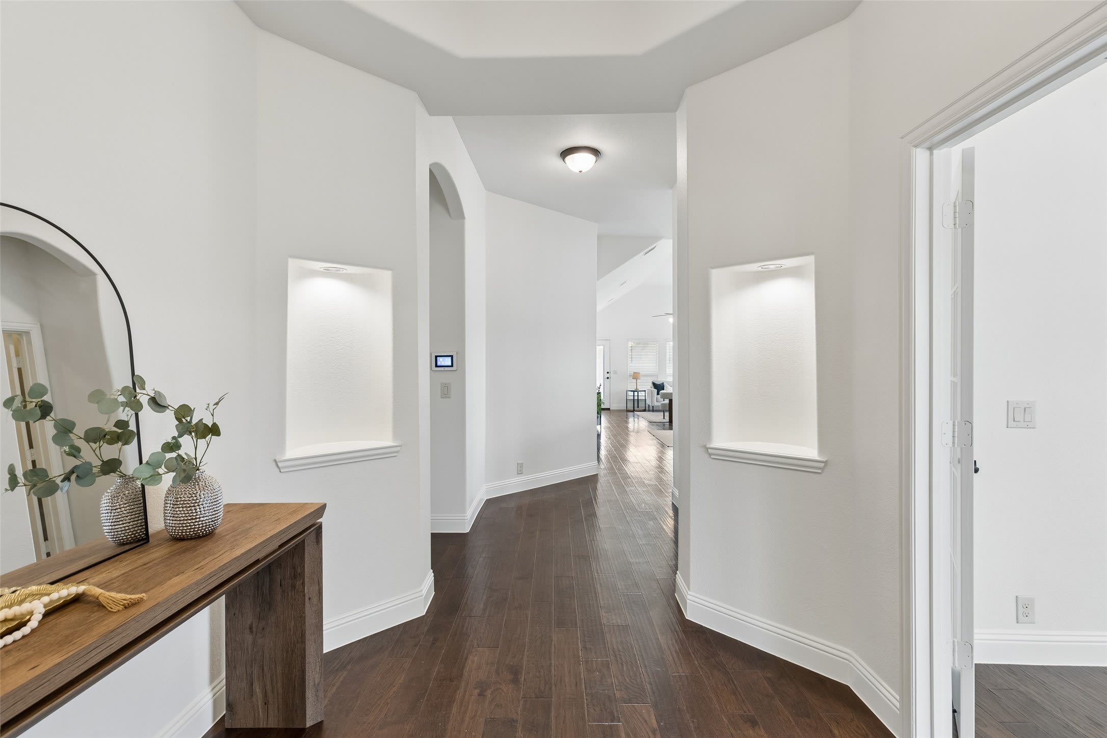 500 Cottage Place – photo 3