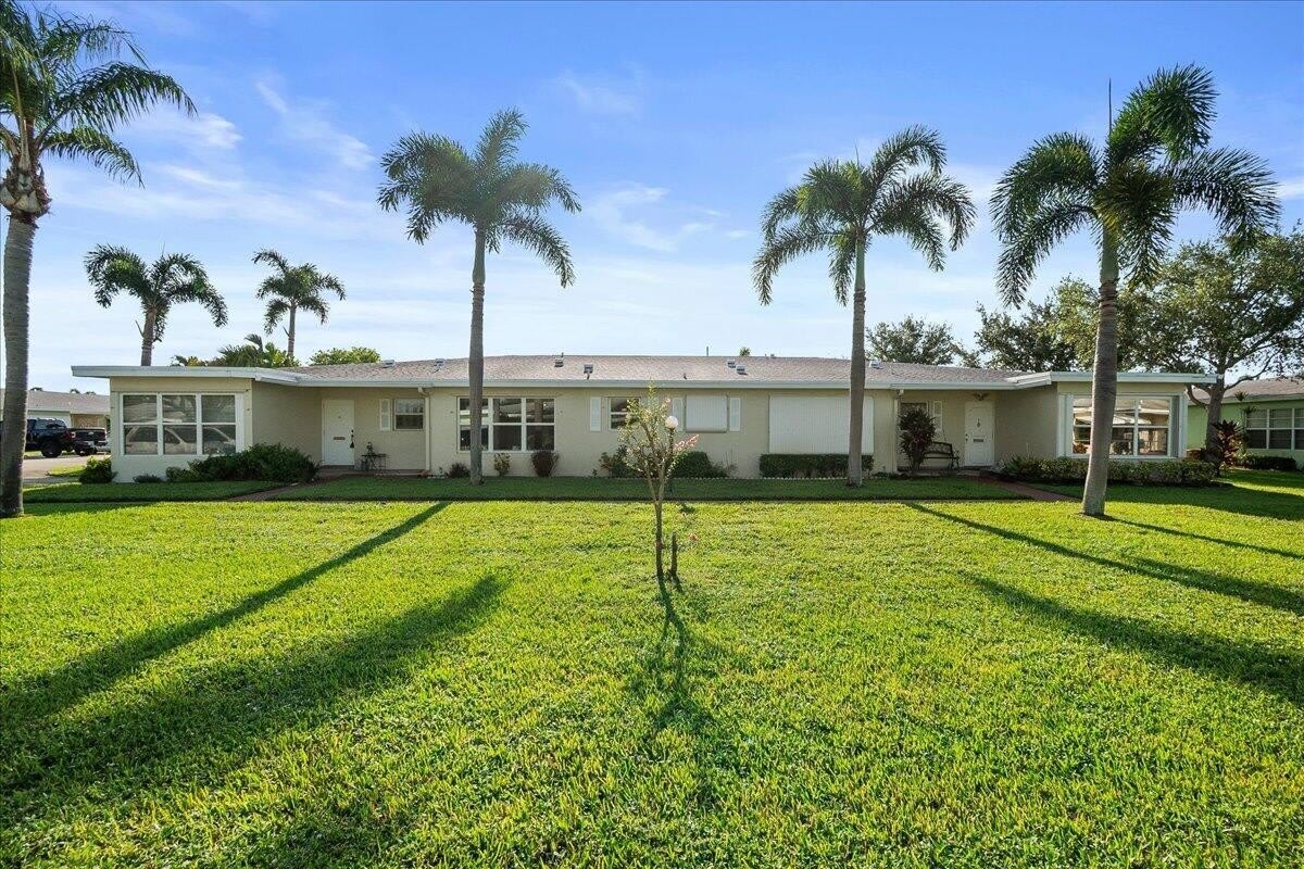 220 COUNTRY Lane – photo 2