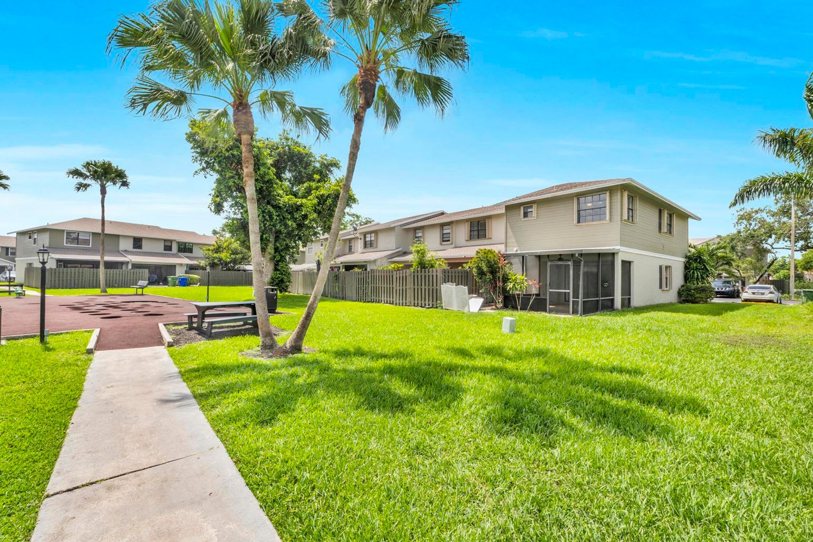 10723 NW 10TH S #Townhouse PEMBROKE PINES, FL 33026 – photo 2