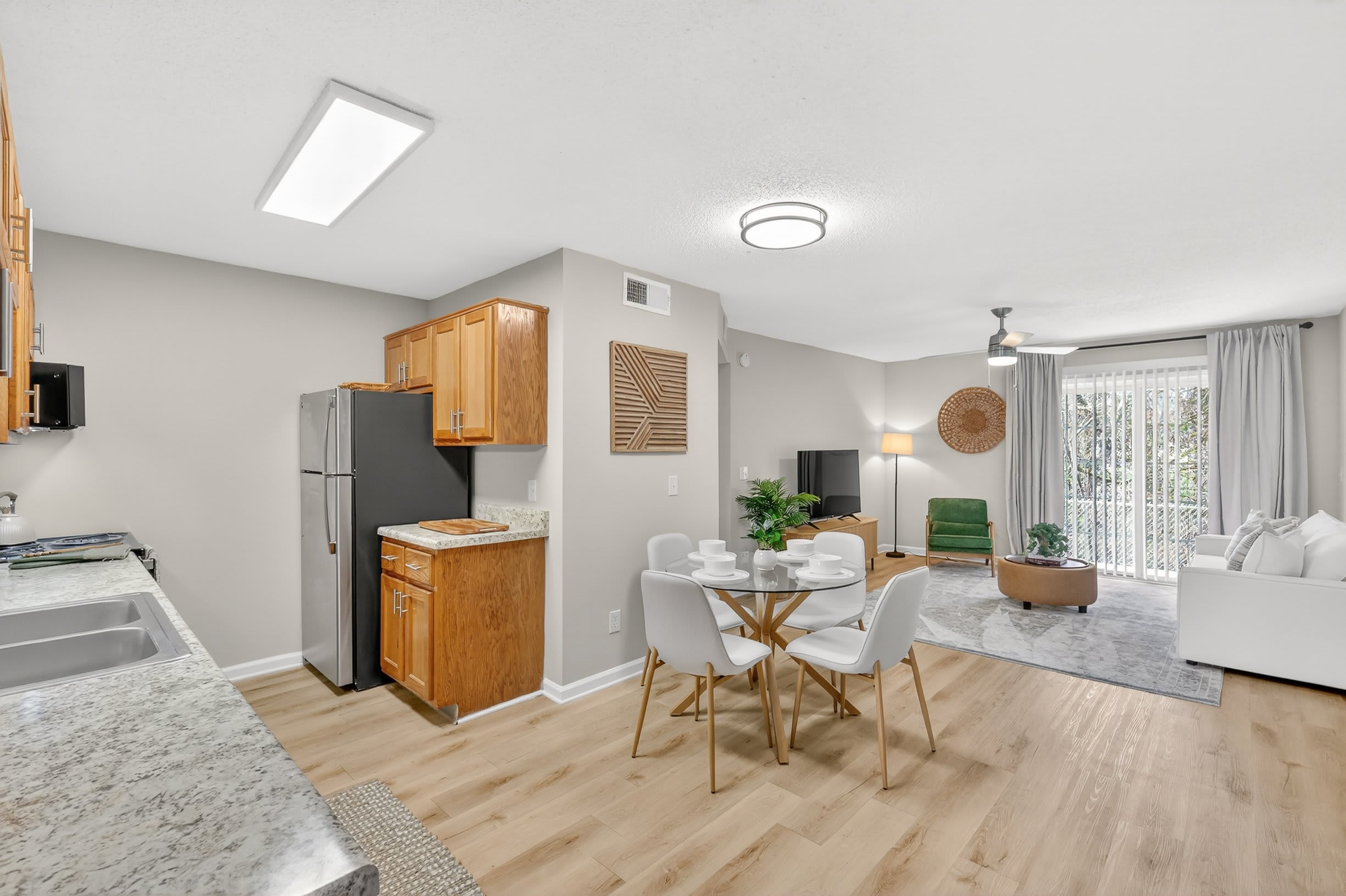 Saddlebrook Apartments – photo 4