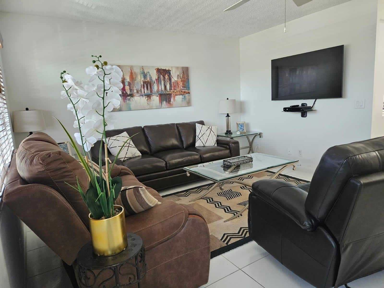 4014 Cornwall A – photo 2