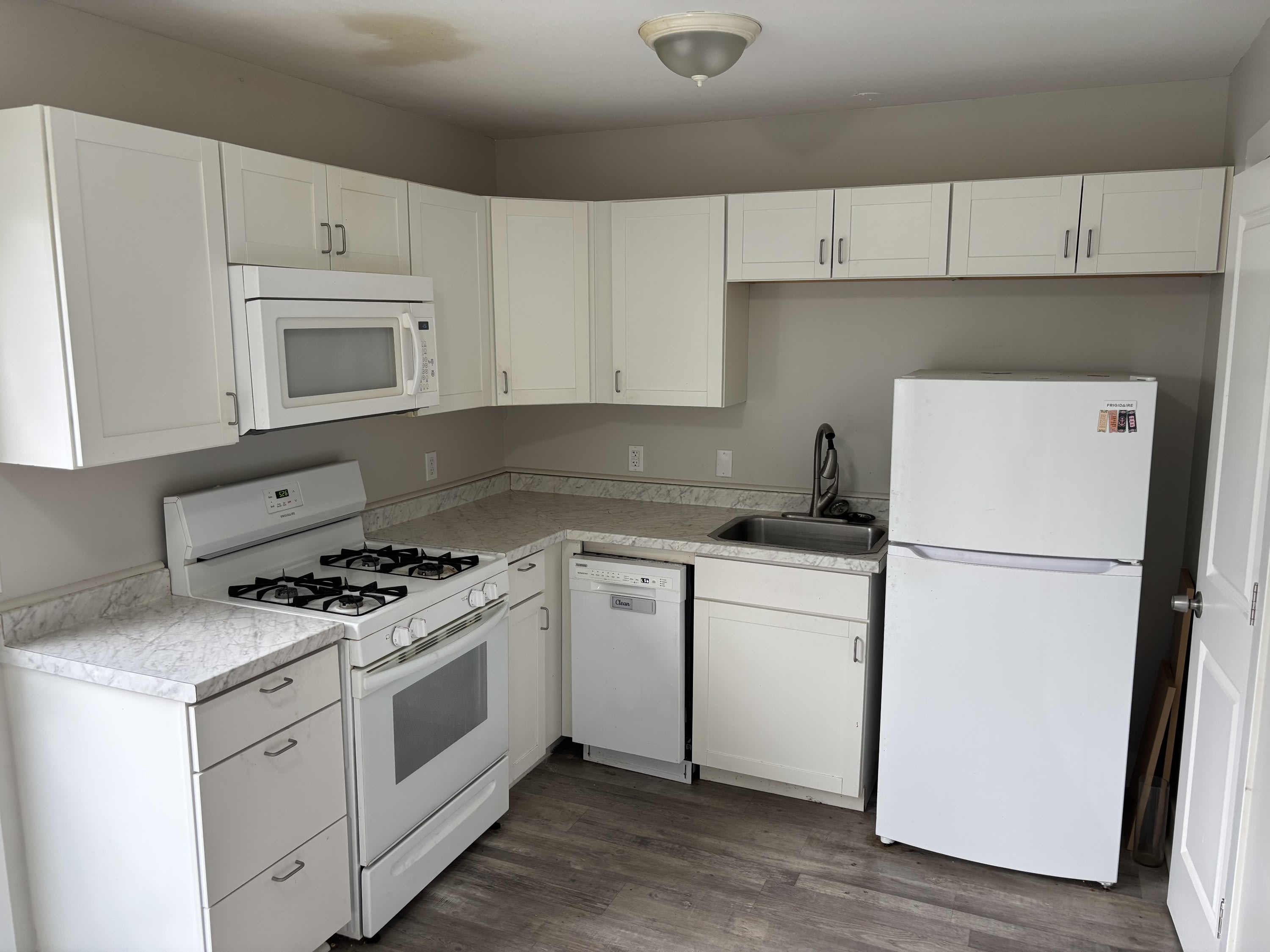 3222 Coach Lane Southeast – photo 3