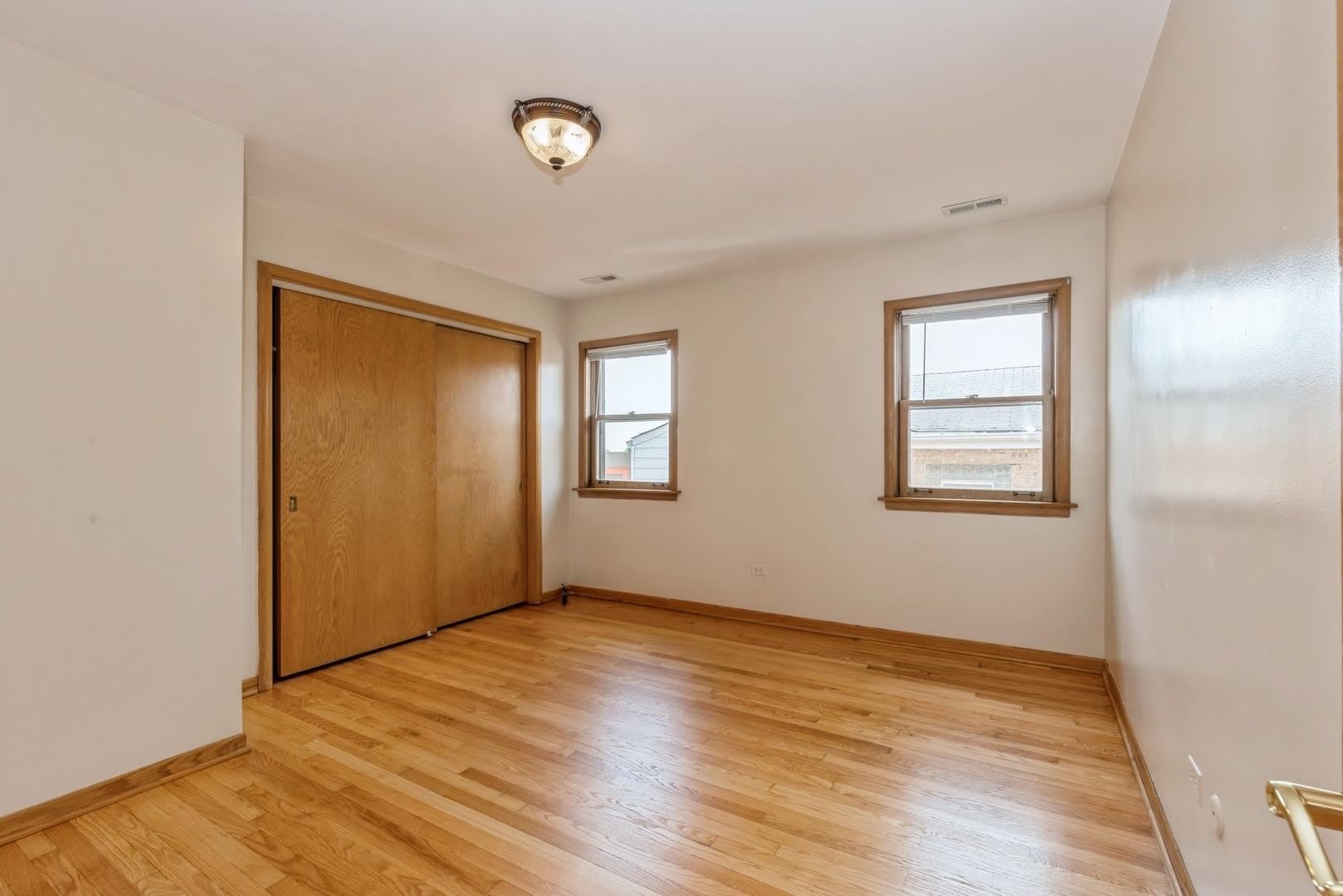 8108 N Oriole Avenue – photo 5