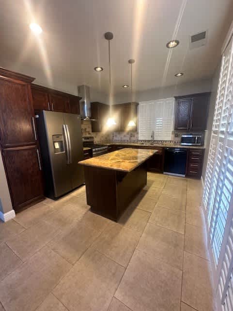 4712 Brookside Circle – photo 2