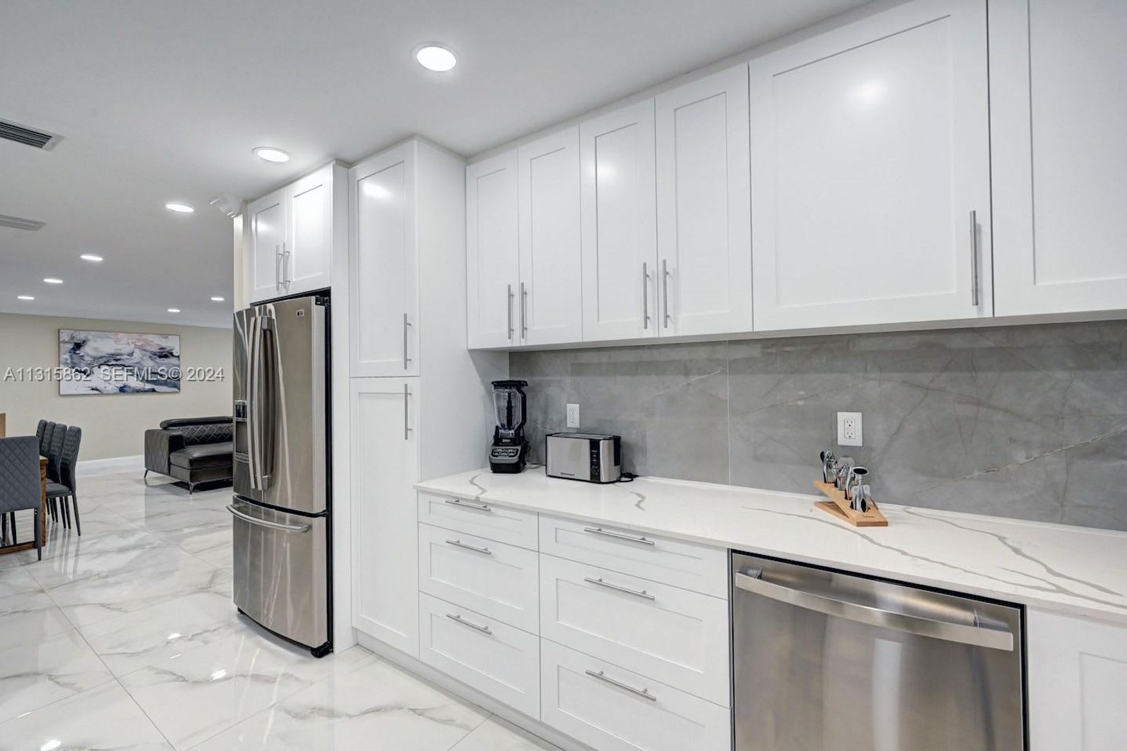 1307 Rodman Street Hollywood Fl 33019 – photo 4
