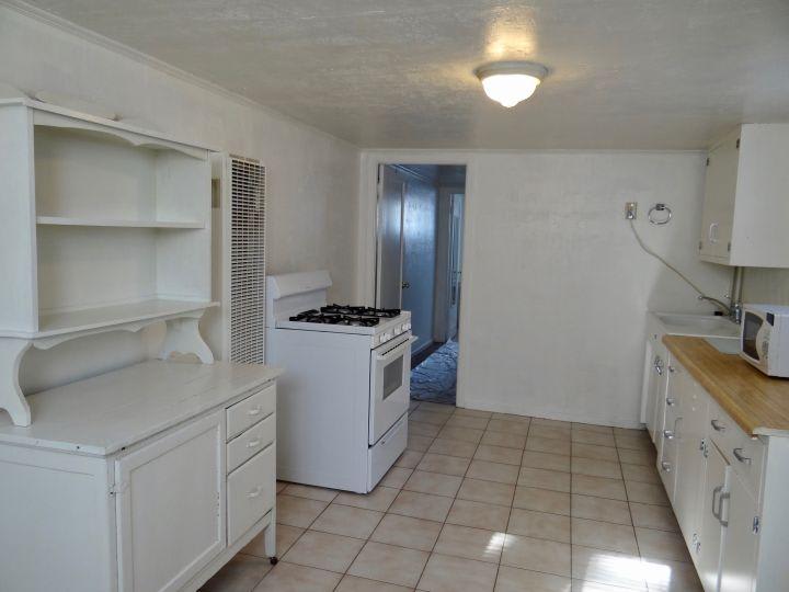 739 Custer Ave – photo 3