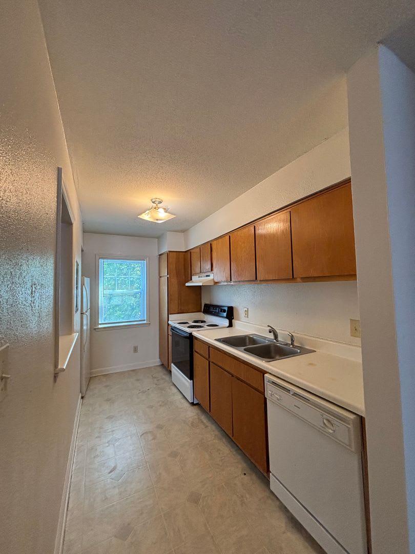2516 204 Avent Ferry Rd Raleigh Nc 28607 – photo 4