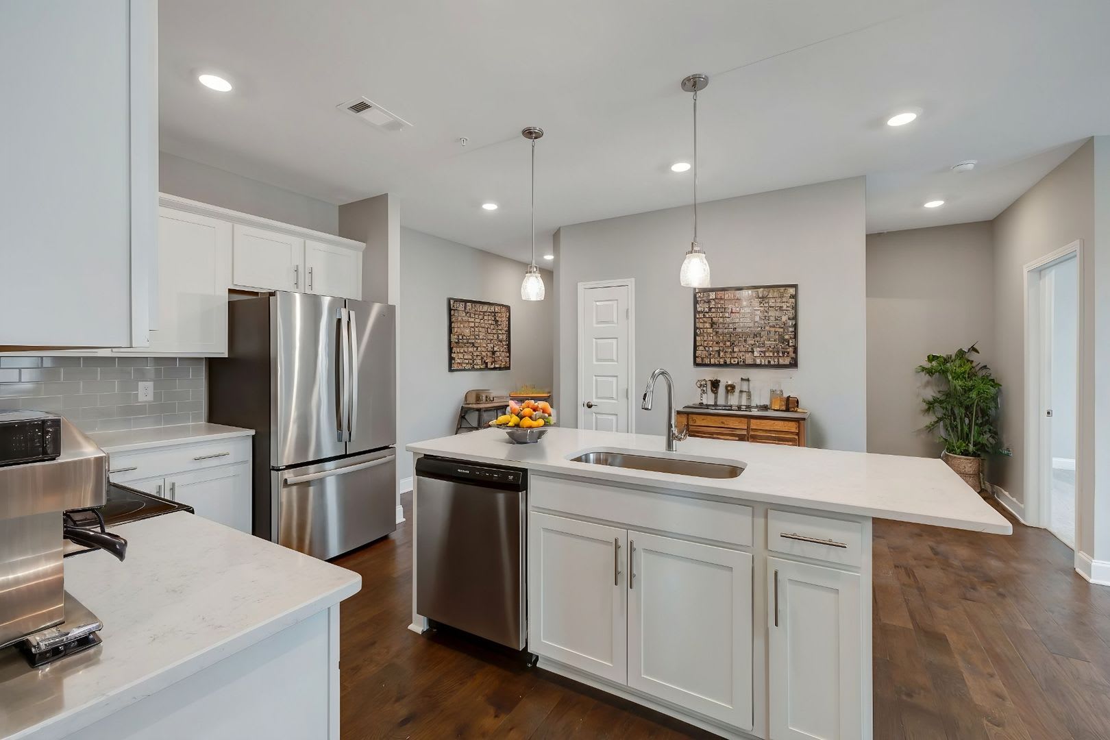 4000 Shadow Green Dr. – photo 4