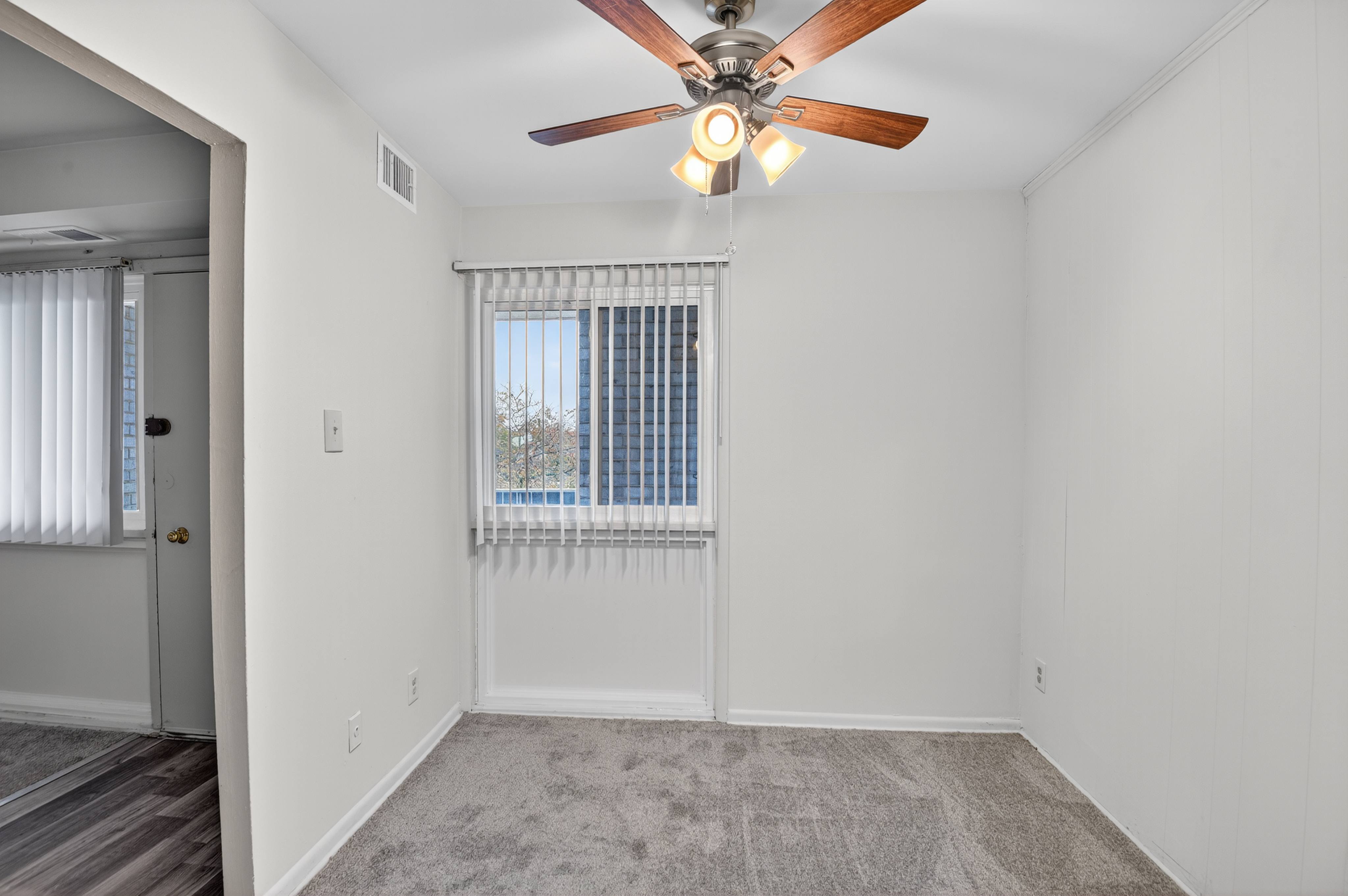 Pinebrook Apartments – photo 3