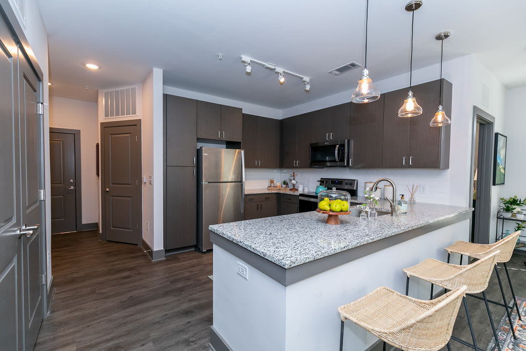 Gibson Flowery Branch – photo 3