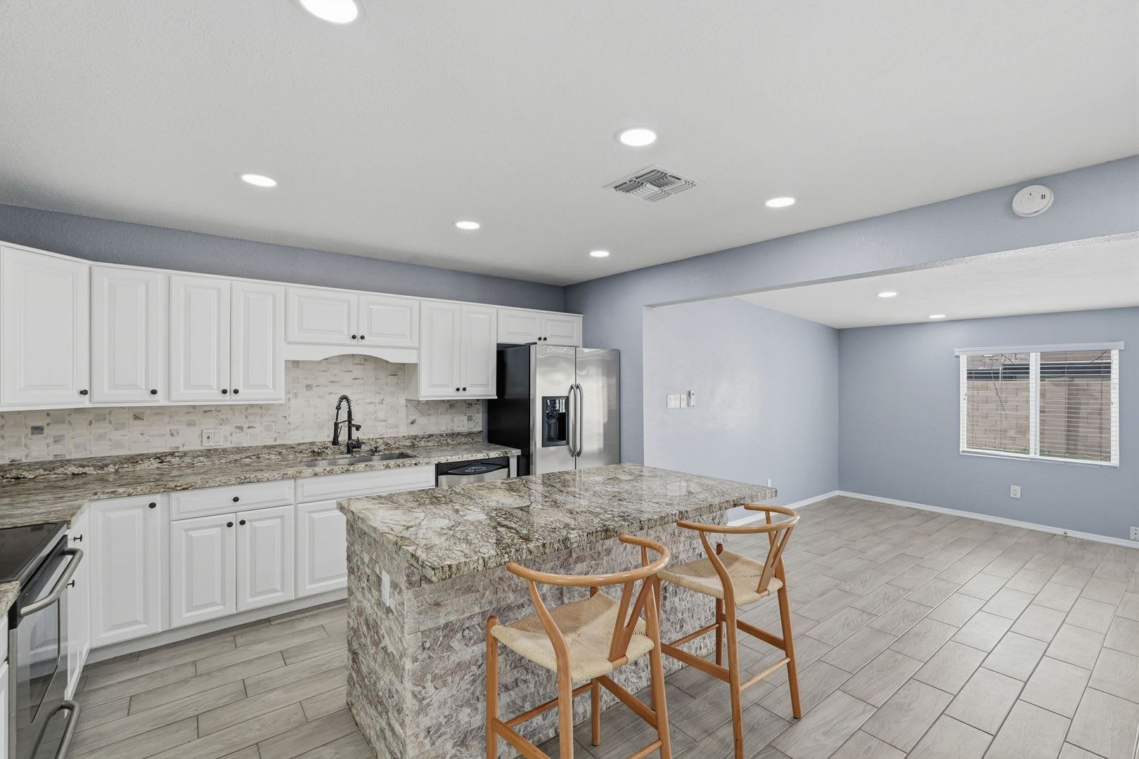 Recently Remodeled Home With All Appliances Included – photo 2