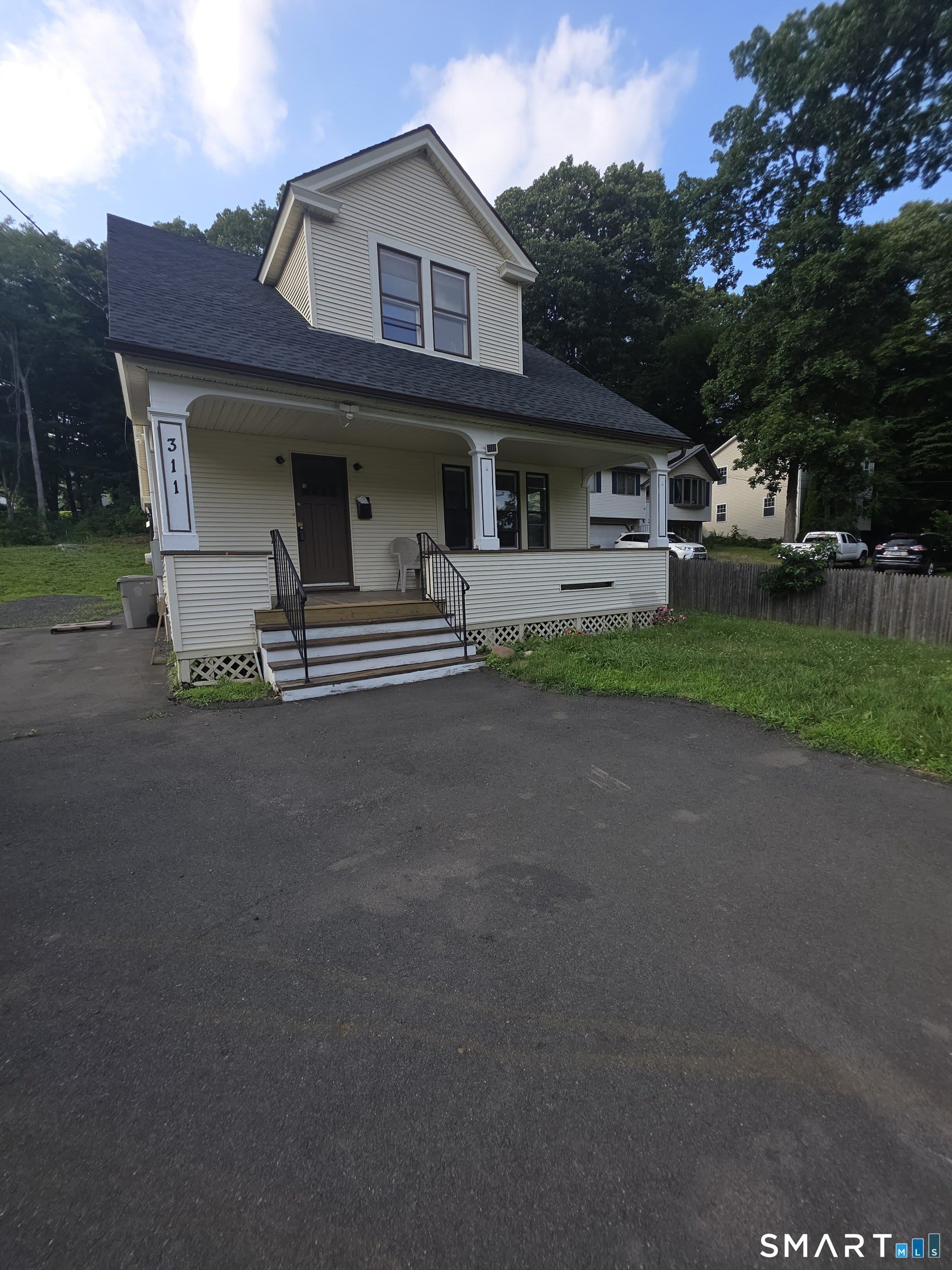 311 Farmington Avenue – photo 1