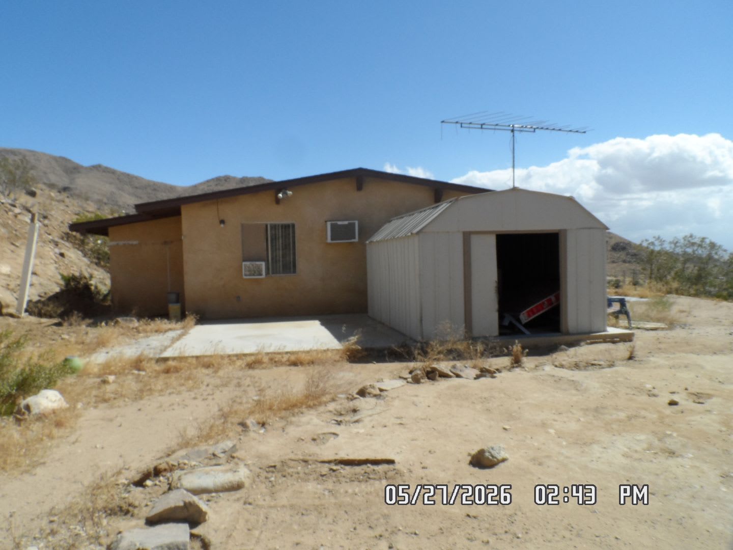 2 Bedrooms, 1.5 Bathrooms, 2 Car Garage, 973 sq. ft., View of Victor Valley, Storage Shed – photo 3