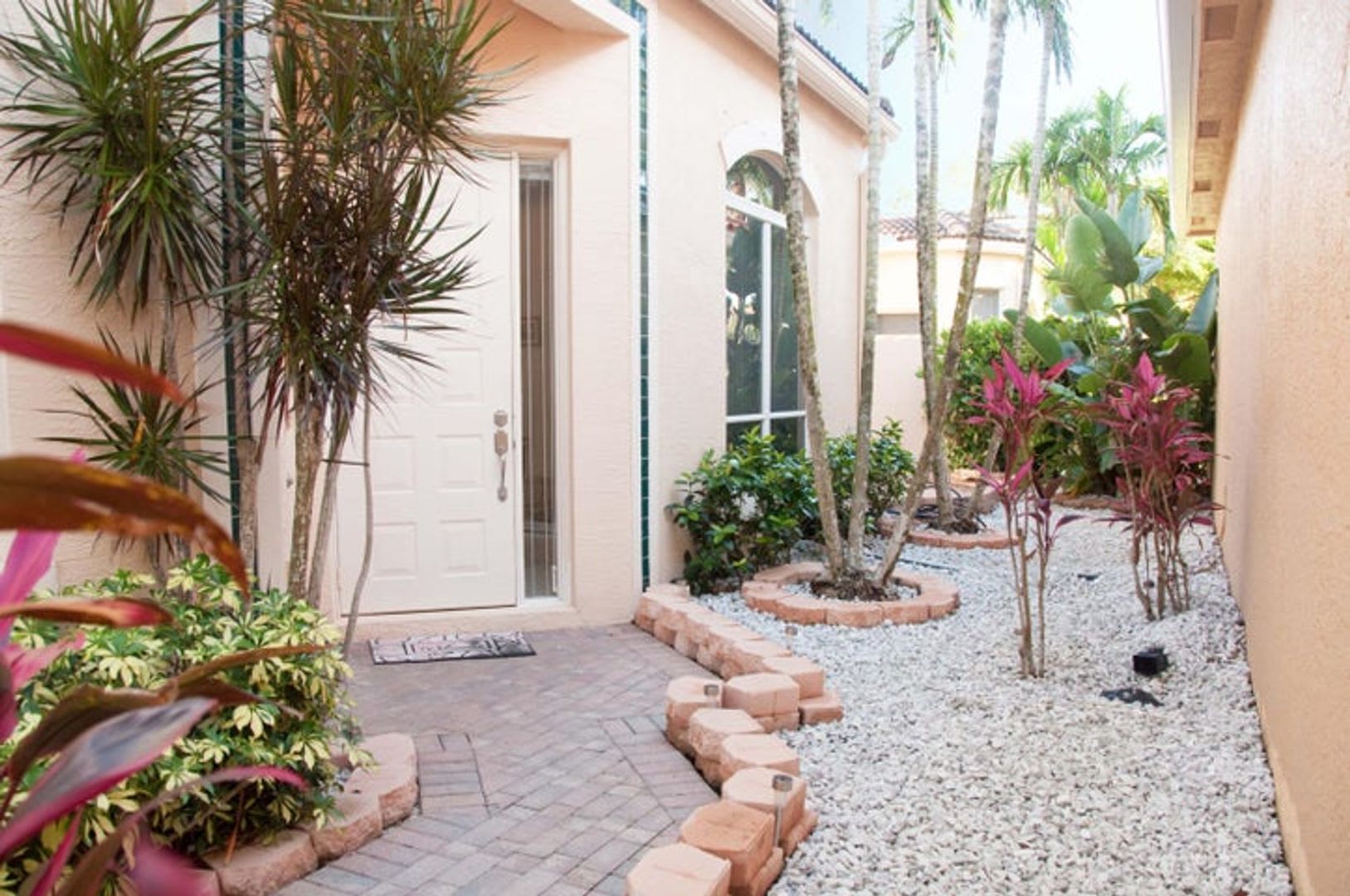 7684 Hummingbird Court, West Palm Beach, FL 33412 – photo 5