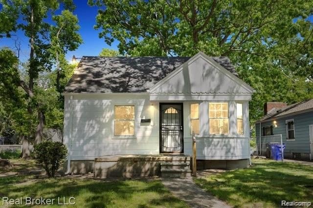 19974 FERGUSON Street – photo 1