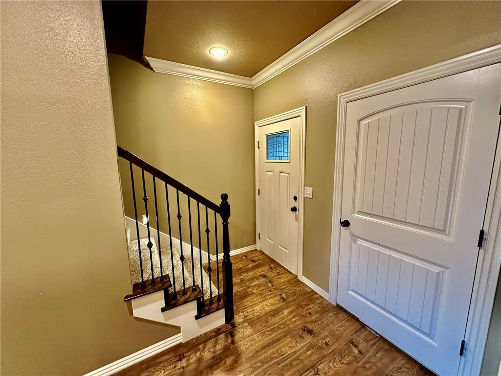 186 E Old Farmington Road – photo 2