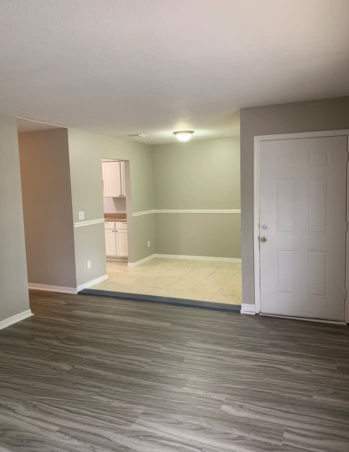 458 Crabapple Court – photo 5