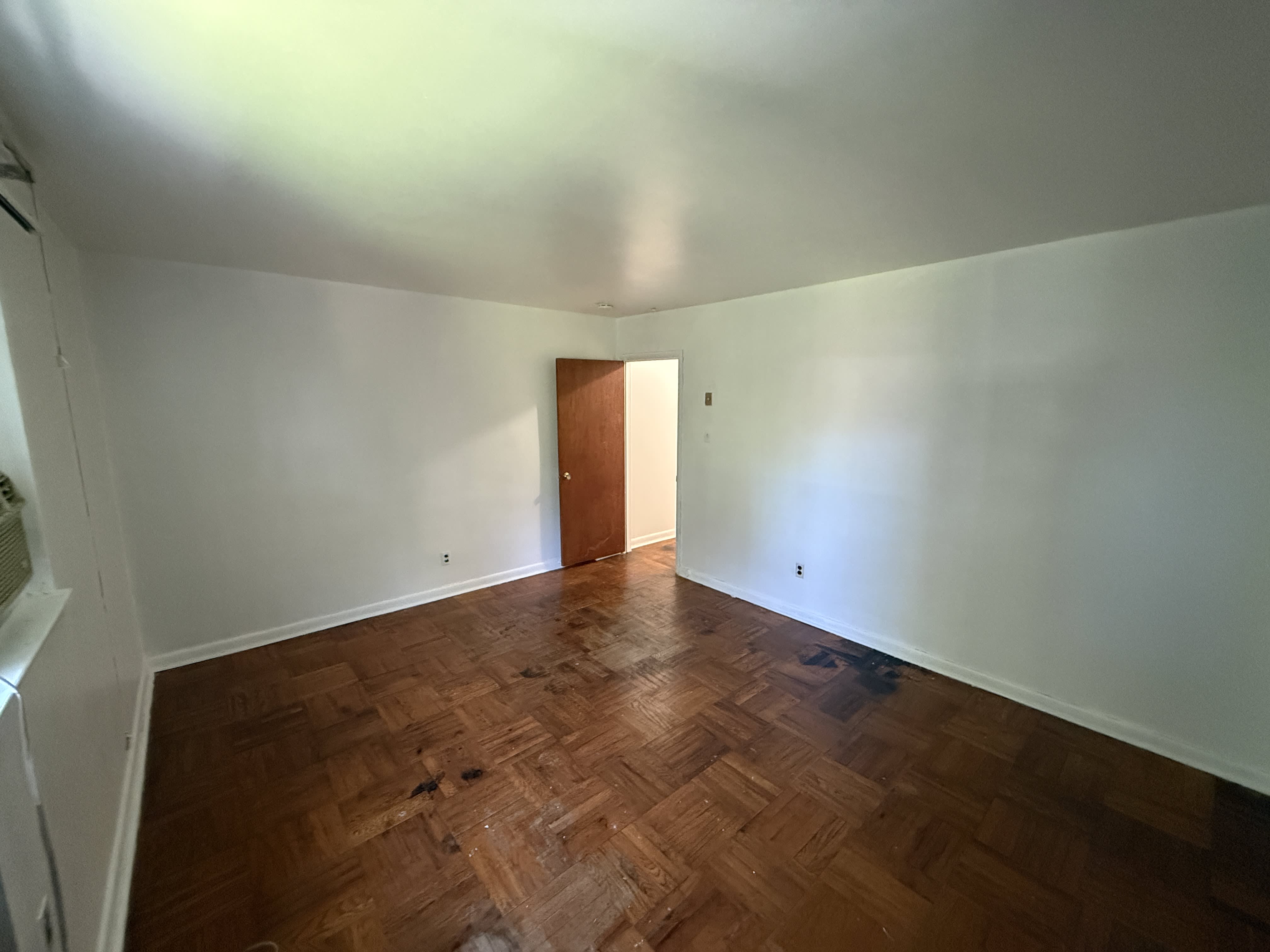 1538 Forrester Ave – photo 3