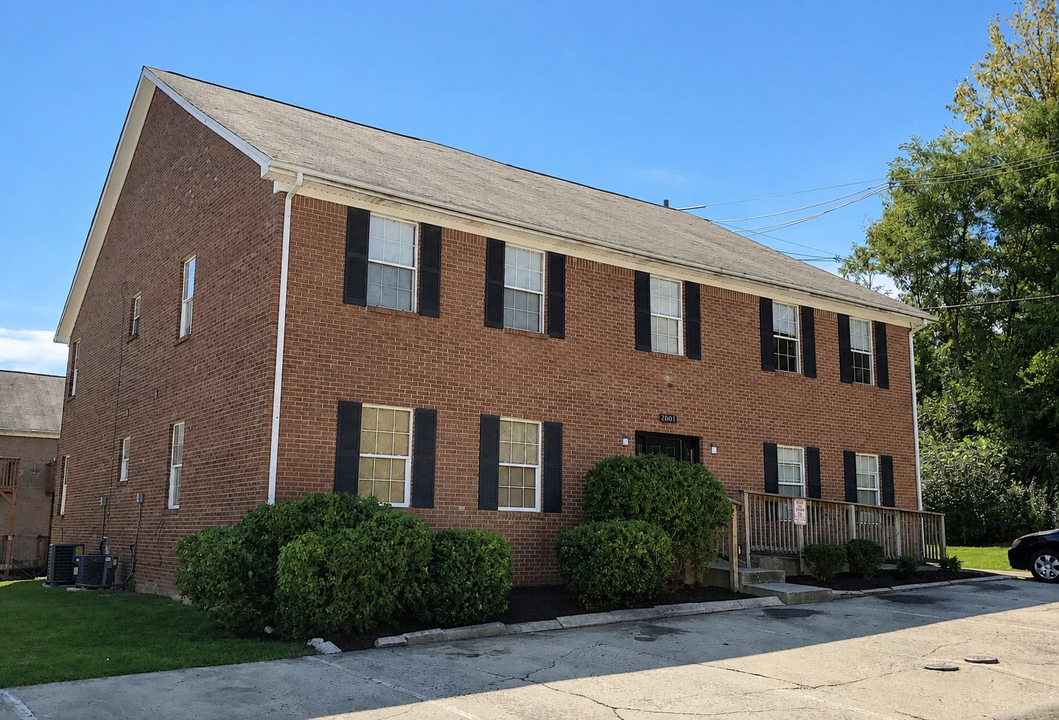 2001 Cornerstone Dr – photo 1