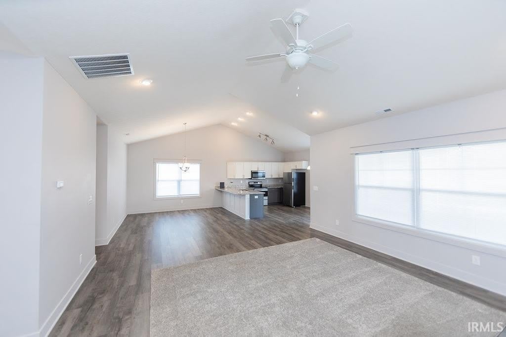 1115 W Rangeview Circle – photo 4