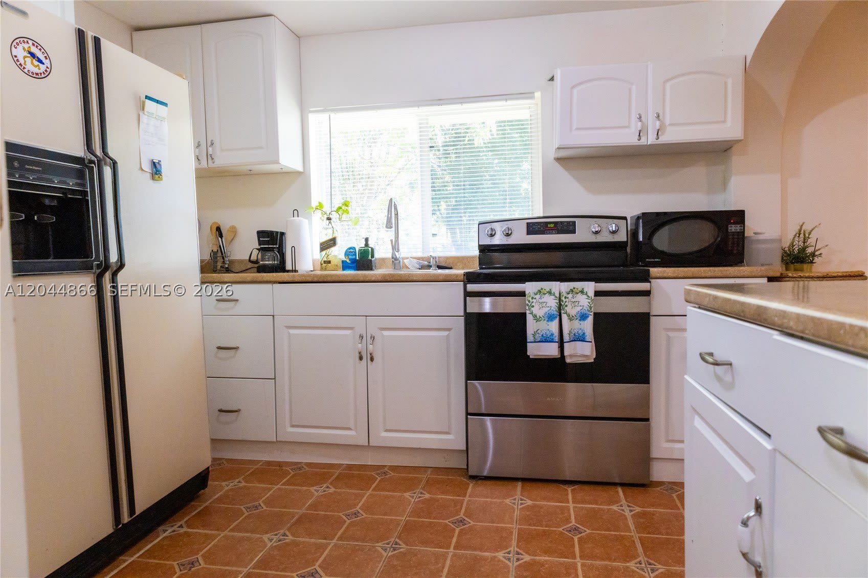 271 NE 154th St – photo 4