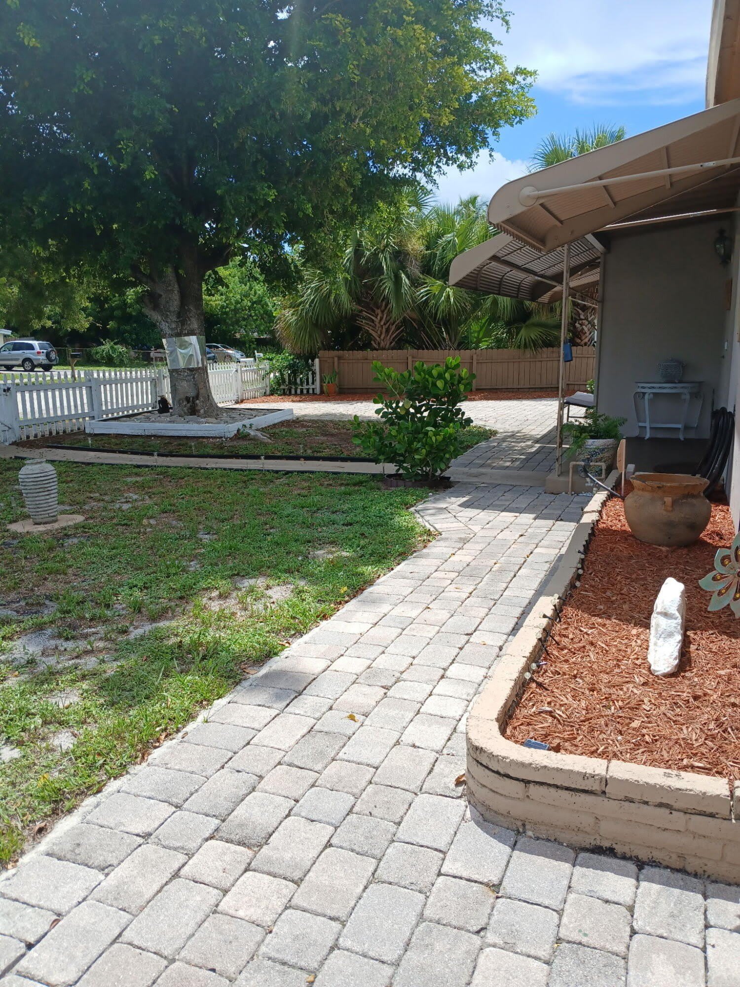 1597 NE 53rd Court – photo 4