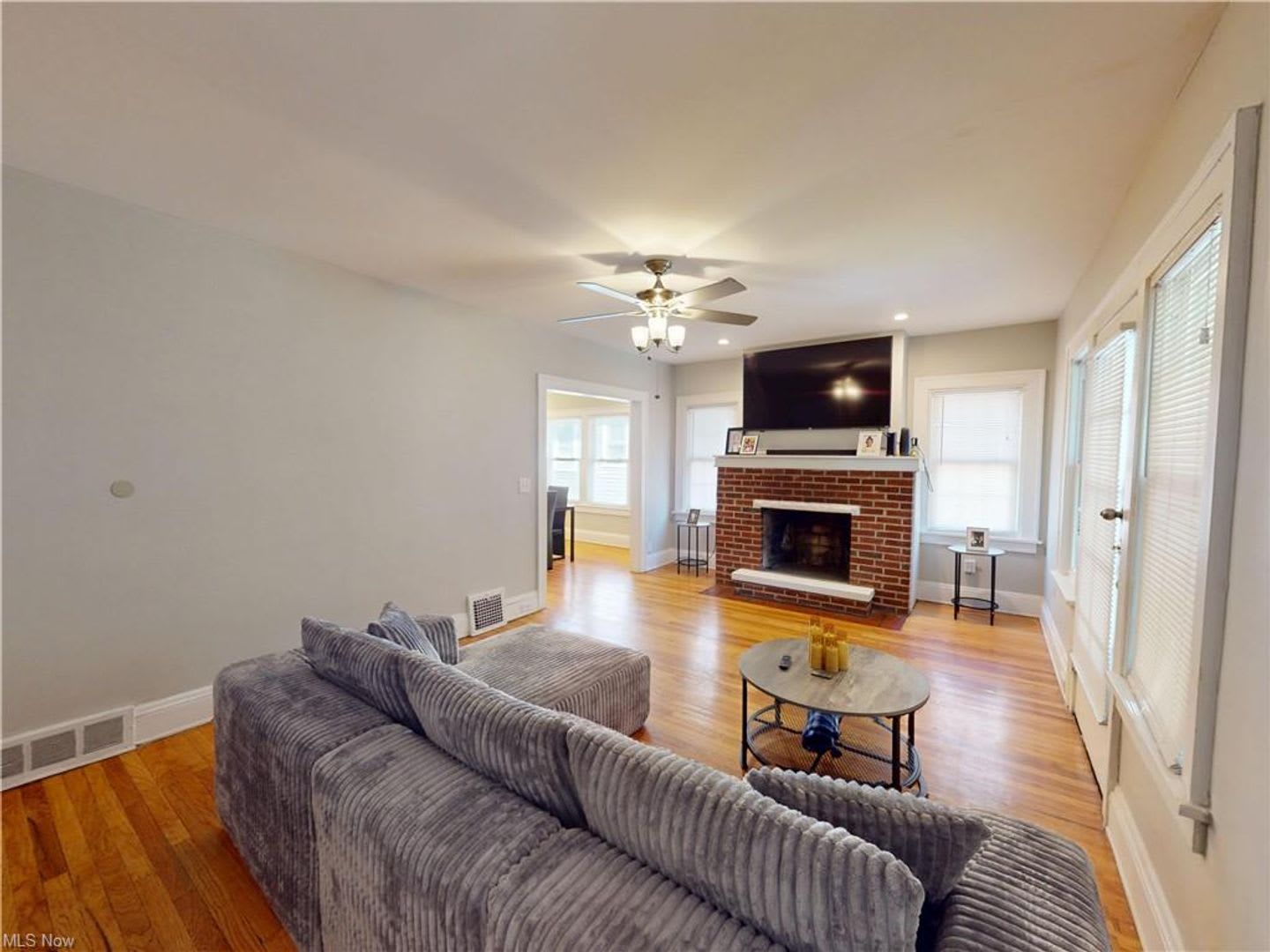 3423 Beechwood Ave – photo 3
