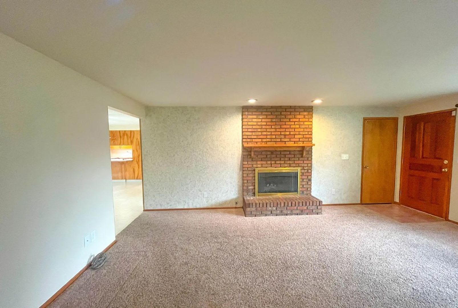 Charming Milwaukie Home in a Convenient Neighborhood – photo 4