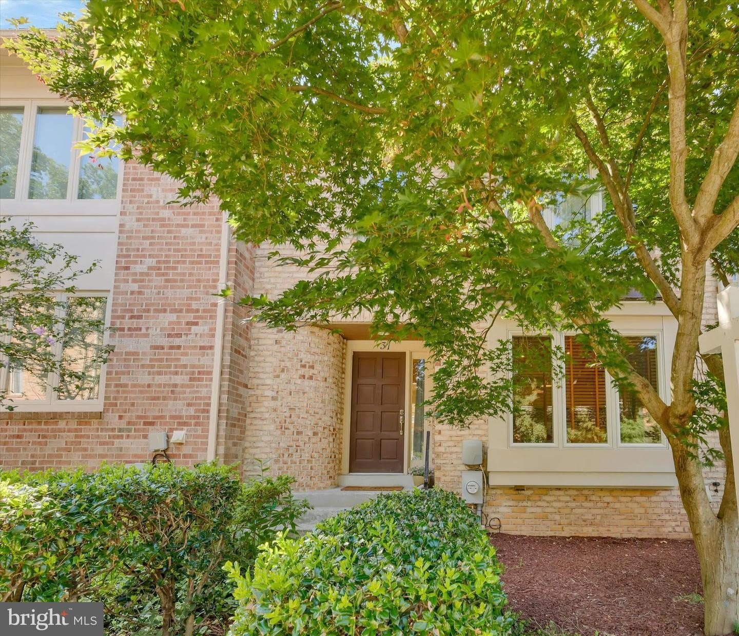 31 VALERIAN CT – photo 3