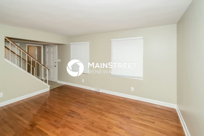 420 Argonne Drive Northeast – photo 2
