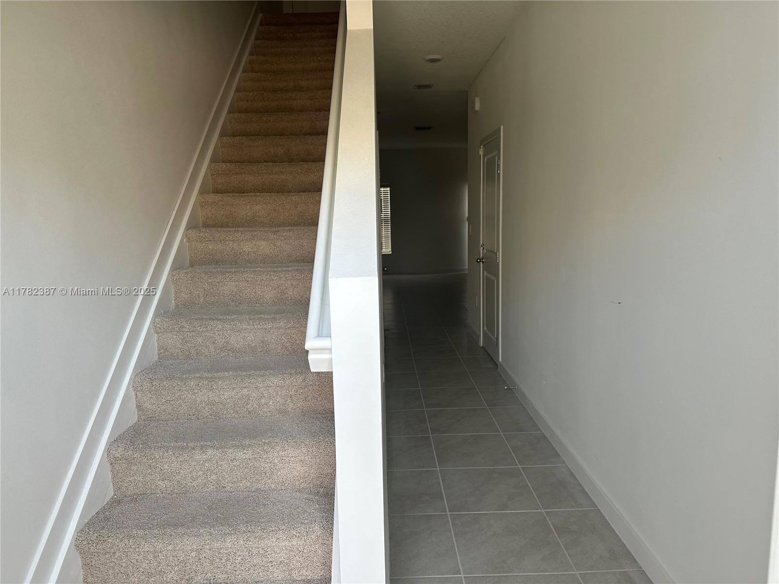 822 Southwest 11th Terrace – photo 2