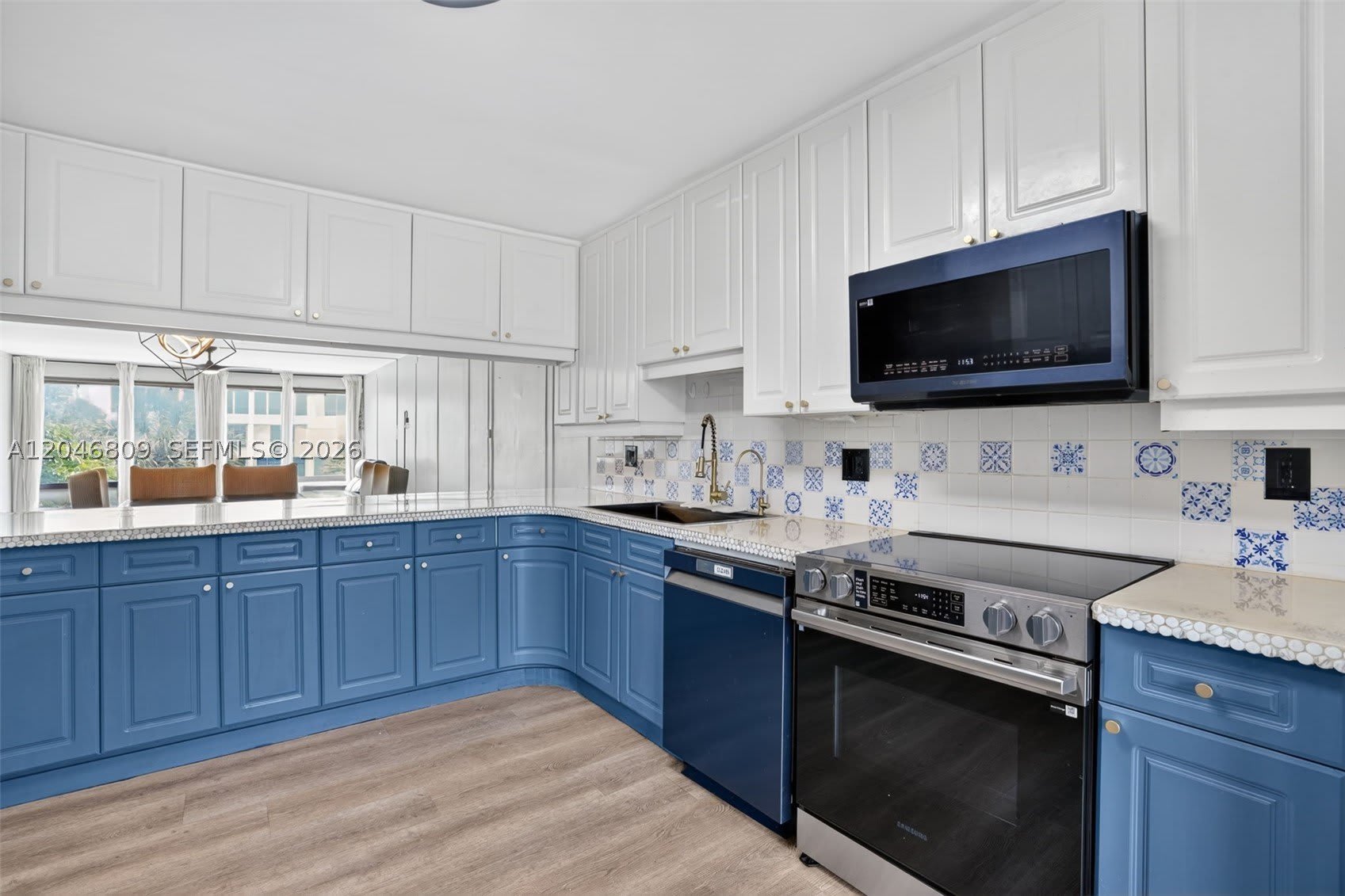10240 Collins Ave – photo 3