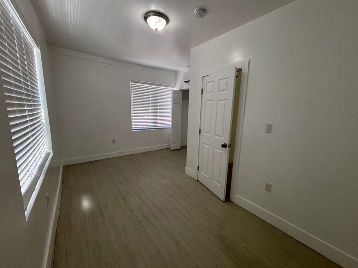 1051 NW 2nd St. – photo 4
