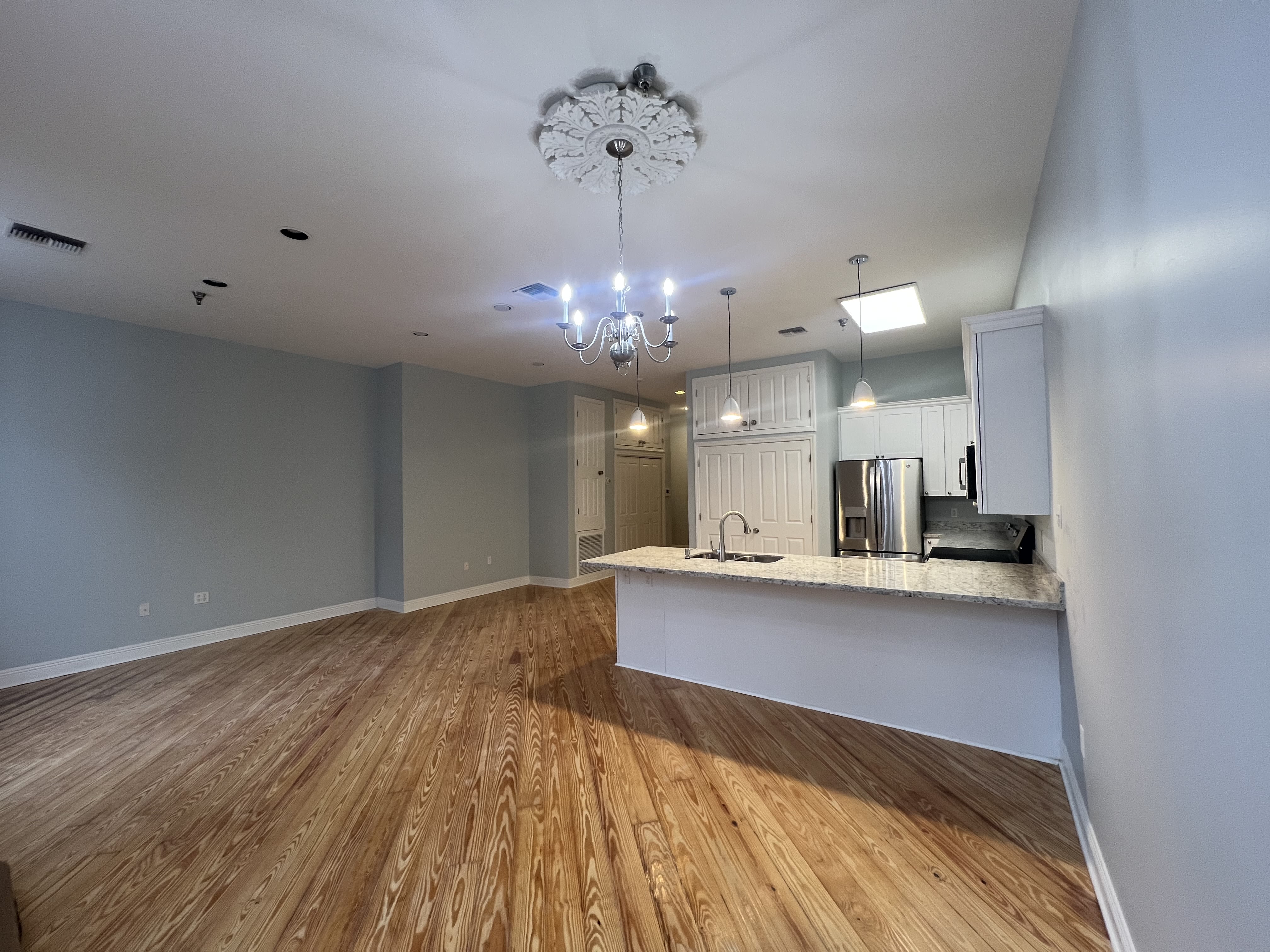 1216 Royal Street – photo 2